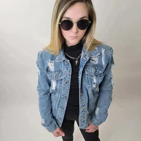 Ripped Faded Wash Denim Jacket - L - Picture 4 of 8